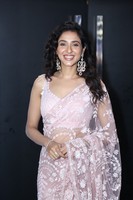 Riya Suman at VachinavaaduGautam Movie Teaser Launch